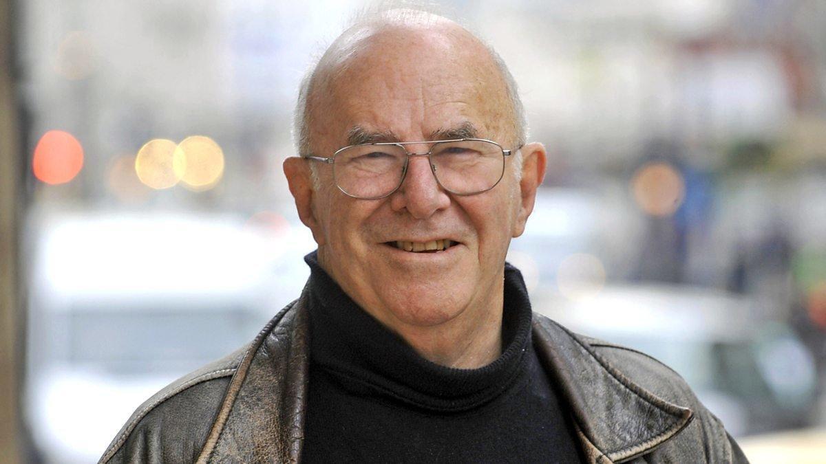 El escritor británico Clive James