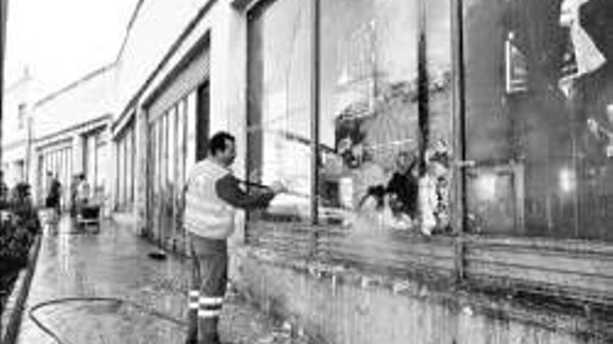 Empieza por Calvo Sotelo la retirada de carteles