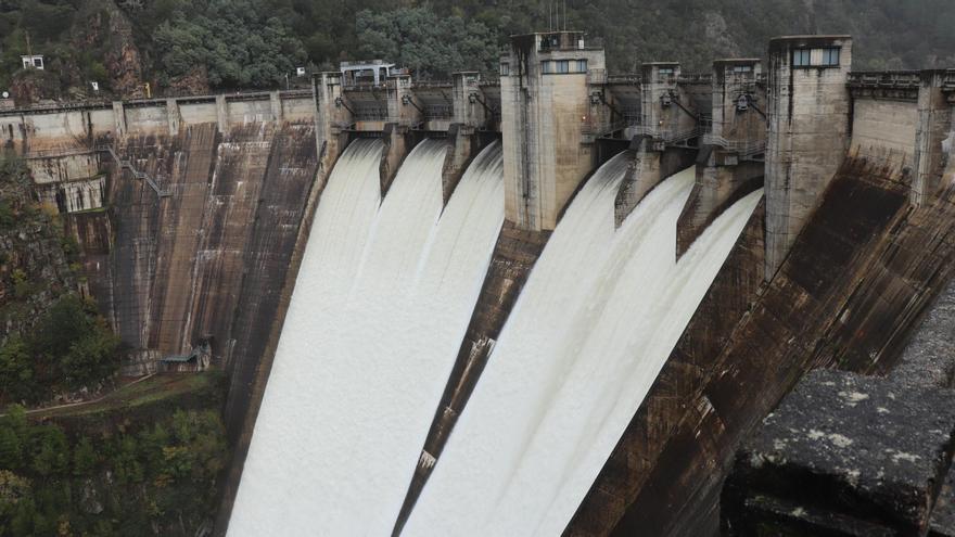 La fuerza de la naturaleza en todo su esplendor: la presa de Santo Estevo abre sus puertas al público