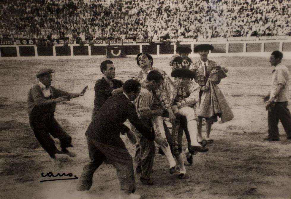 La histórica foto de la cogida mortal de Manolete