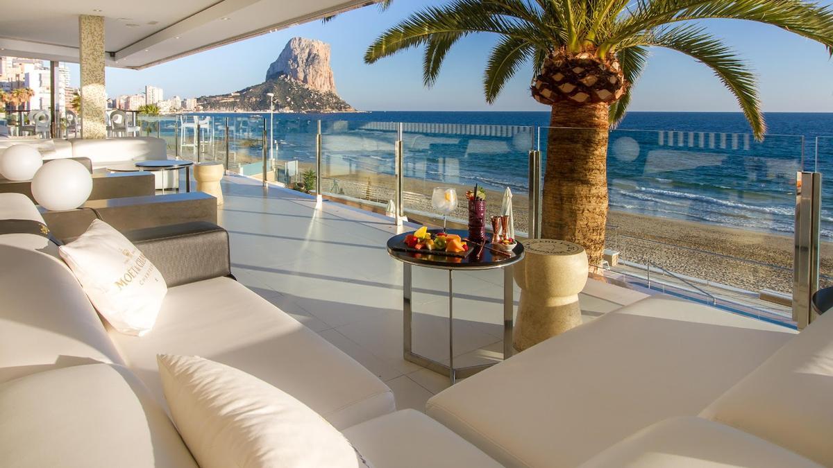 El Dorée Gin &amp; Sea del Gran Hotel Sol y Mar es la gintonería de moda en Calp.