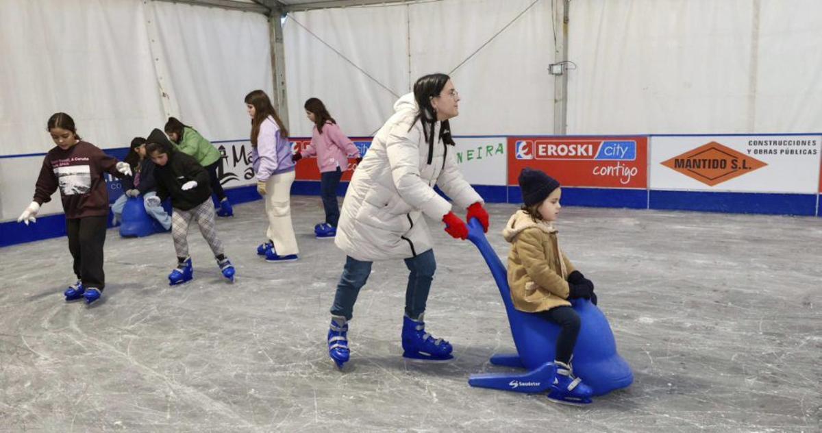 Vimianzo festexa ao ritmo dos cantos e da música de Nadal   | CEDIDA