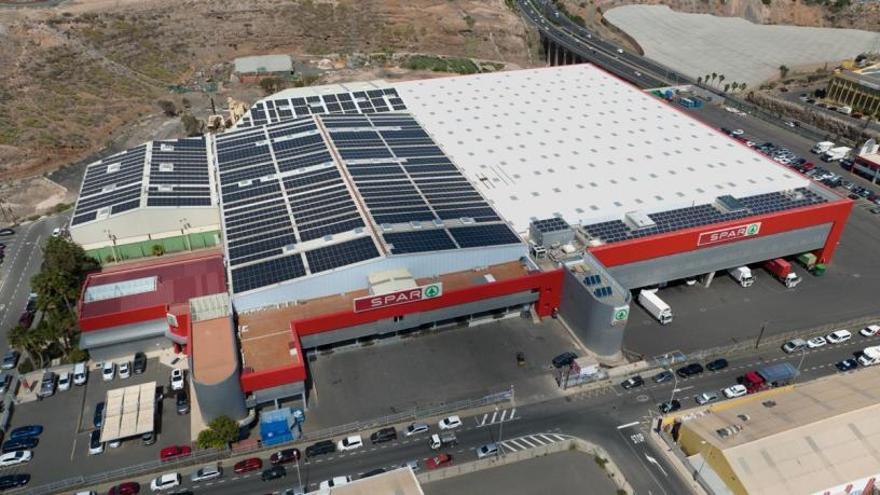 Spar Gran Canaria duplica su autoconsumo de energía solar en su planta de El Goro