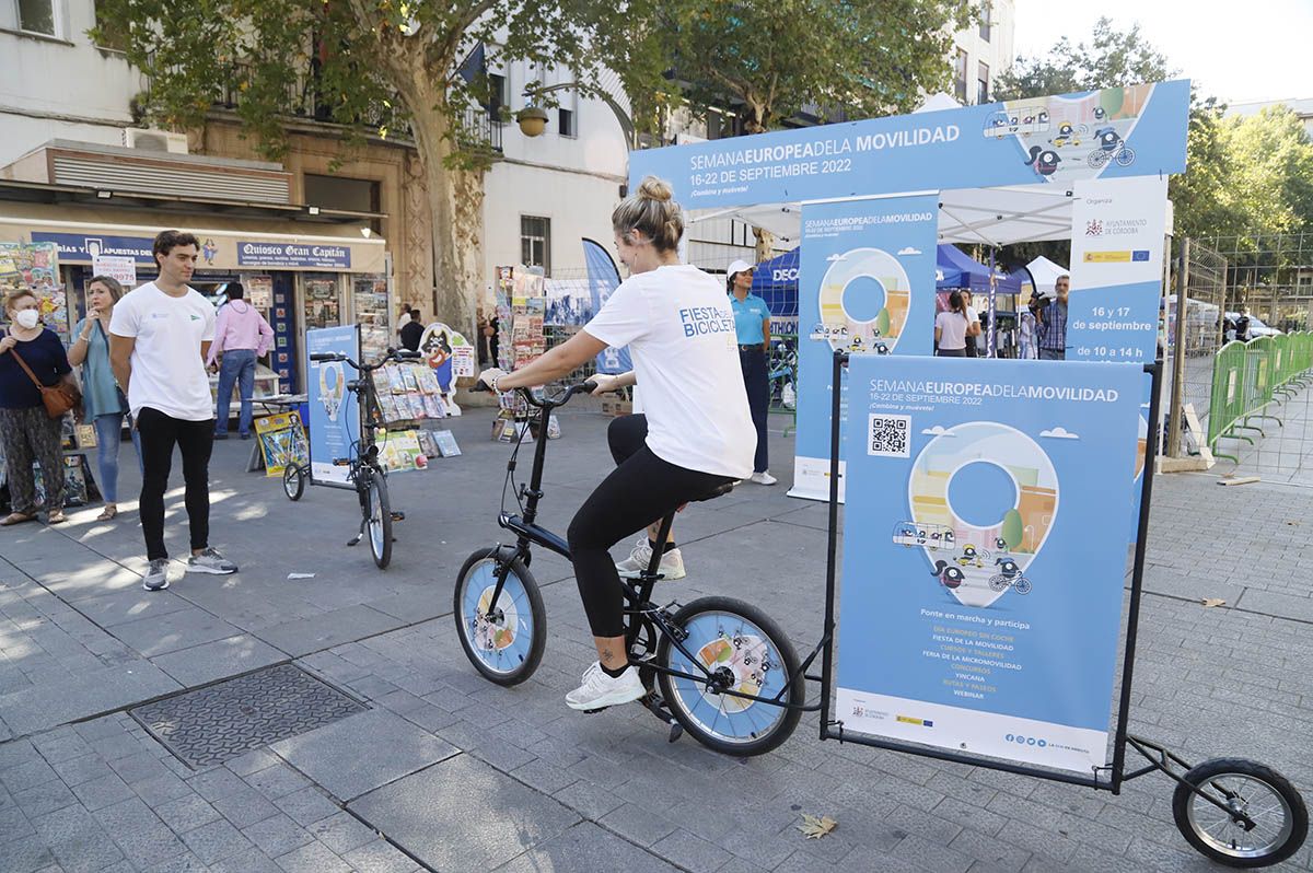 Semana de la movilidad, exposición de vehículos en el bulevar del Gran Capitán