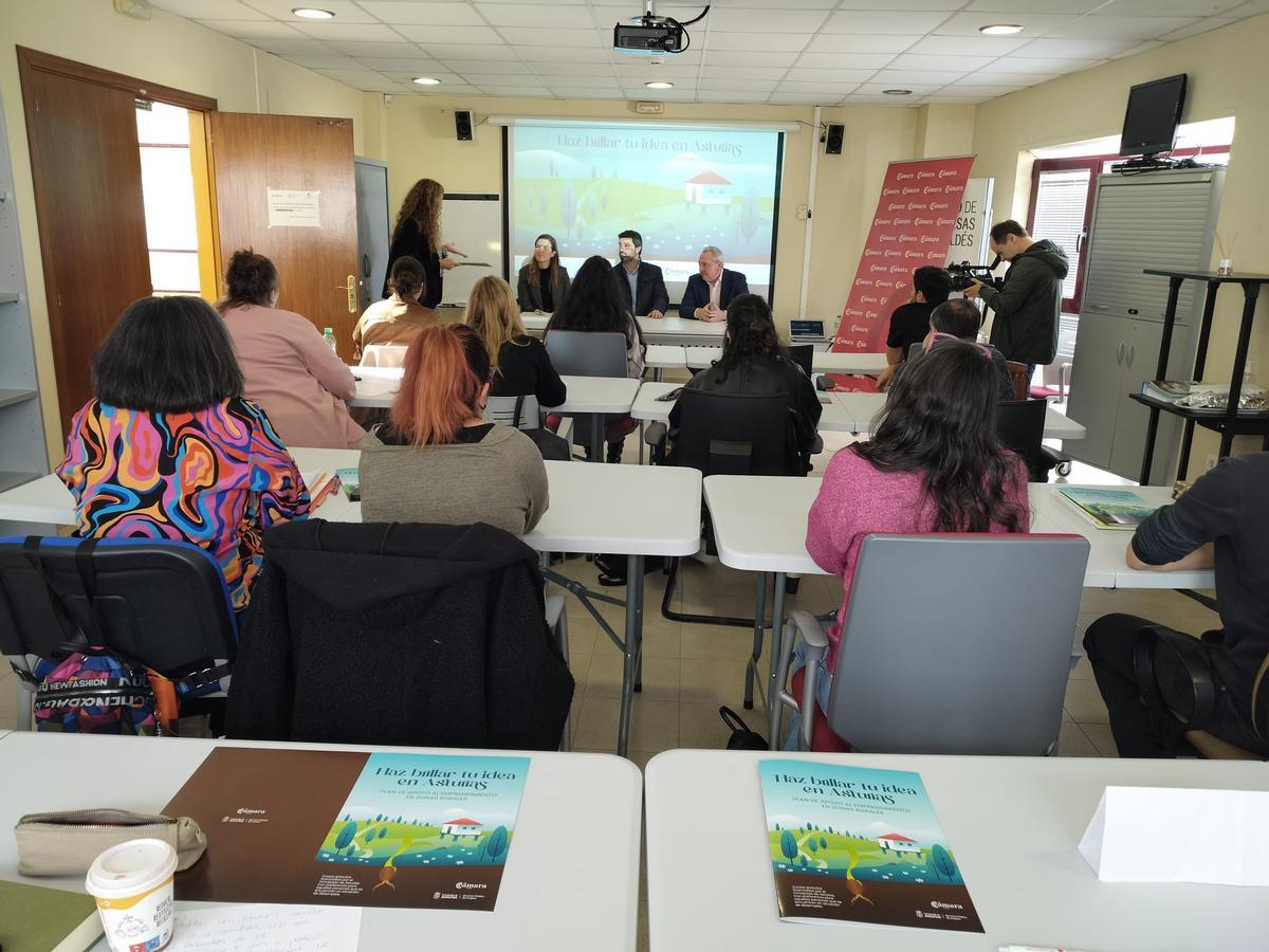 Acto de entrega de los diplomas.