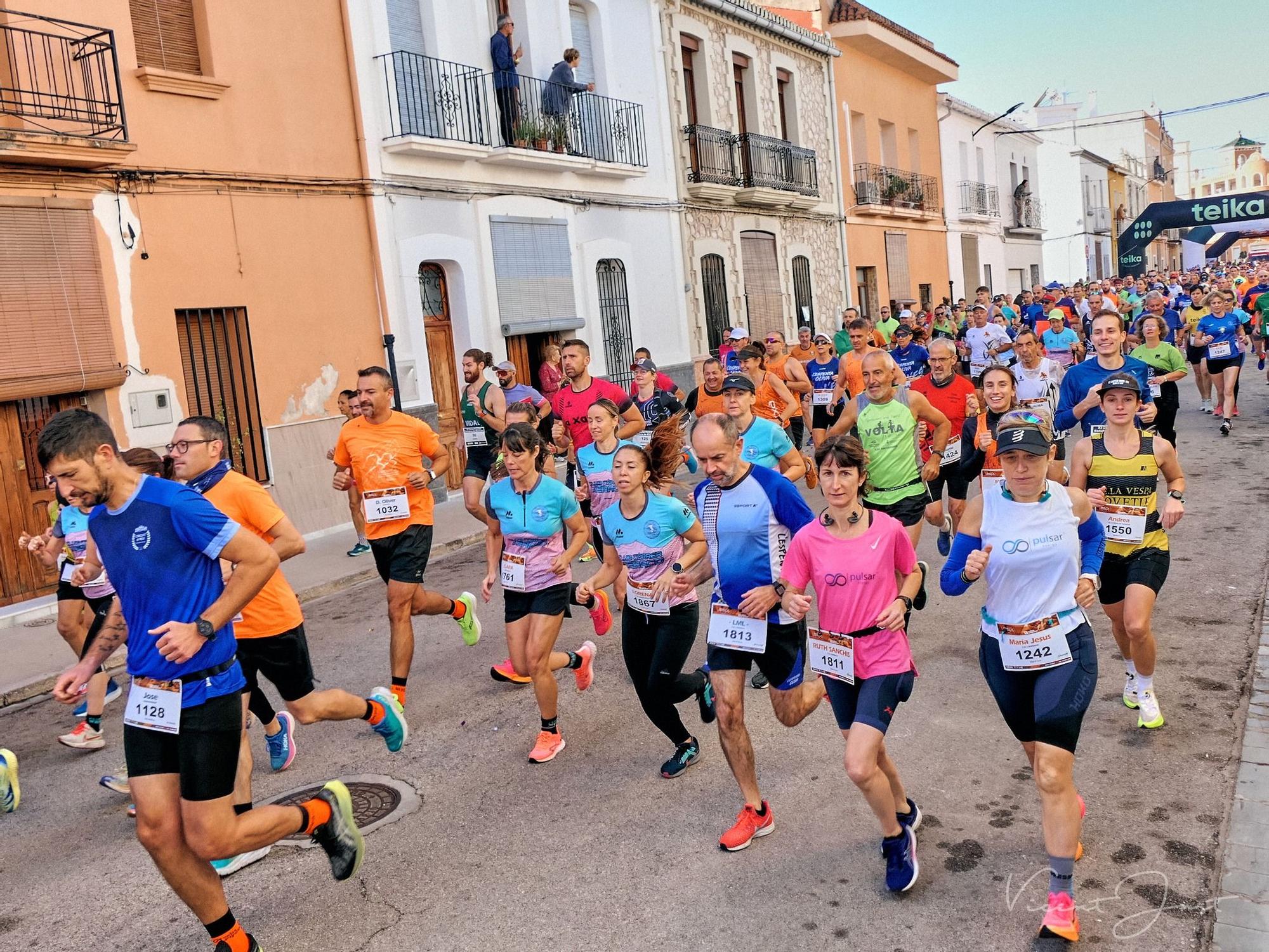 Búscate en la XI Cursa Solidària de Beniarjó