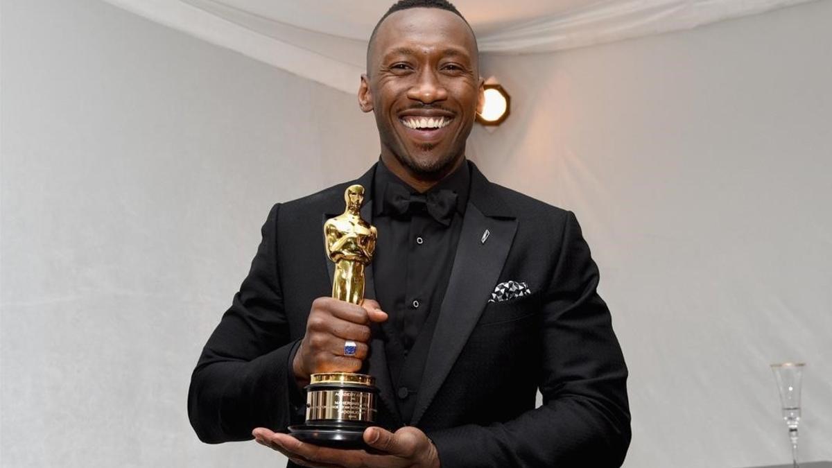 Mahershala Ali, el actor galardonado por 'Moonlight', es el primer musulmán que gana un Oscar.