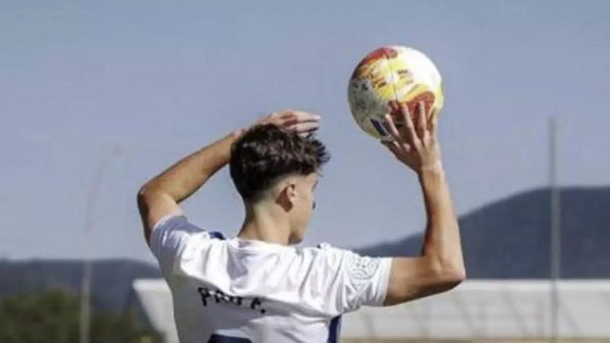 Preocupación en el CD Tenerife por la lesión de Pau Fernández