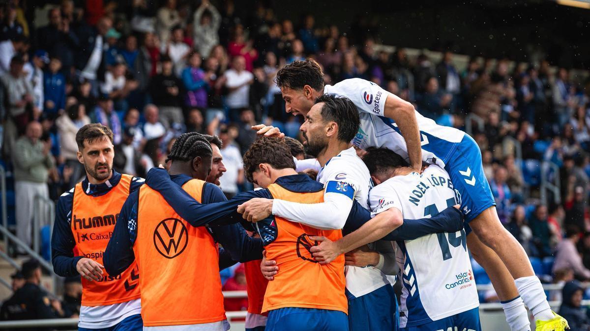 Mérida, primera ventana hacia un posible ascenso matemático del CD Tenerife