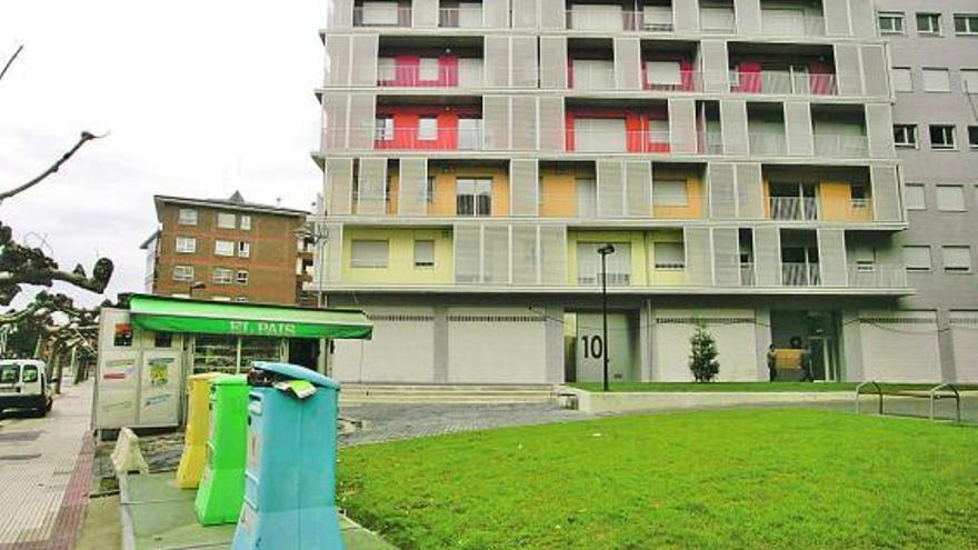 El inmueble de pisos para jóvenes en la calle Doctor Carreño de Salinas.