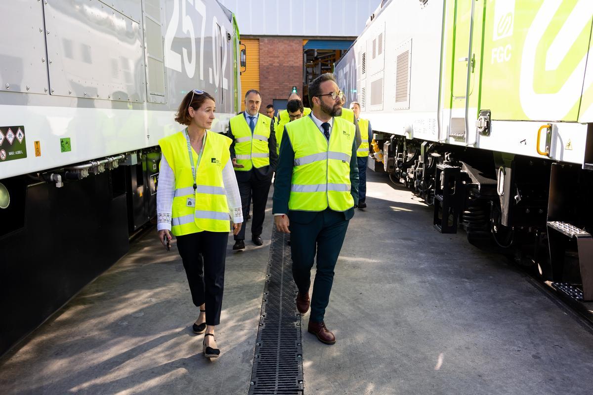 Ferrocarrils de la Generalitat presenta les noves locomotores híbrides al Centre Operatiu de Martorell