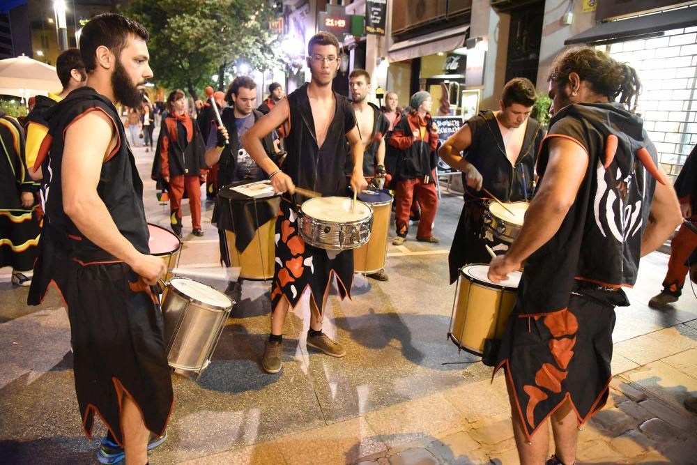 La trobada de diables fa tremolar el Barri Antic d