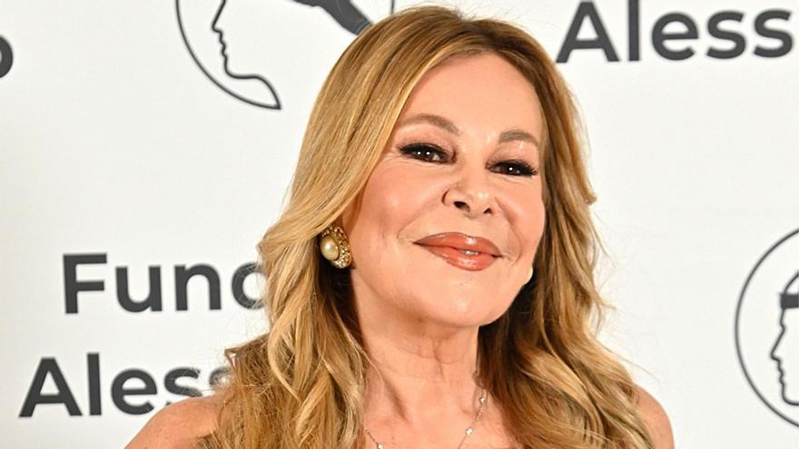 Ana Obregón rompe en lágrimas tras recibir un premio: &quot;A mi lo que me importa es el valor humano de las personas&quot;