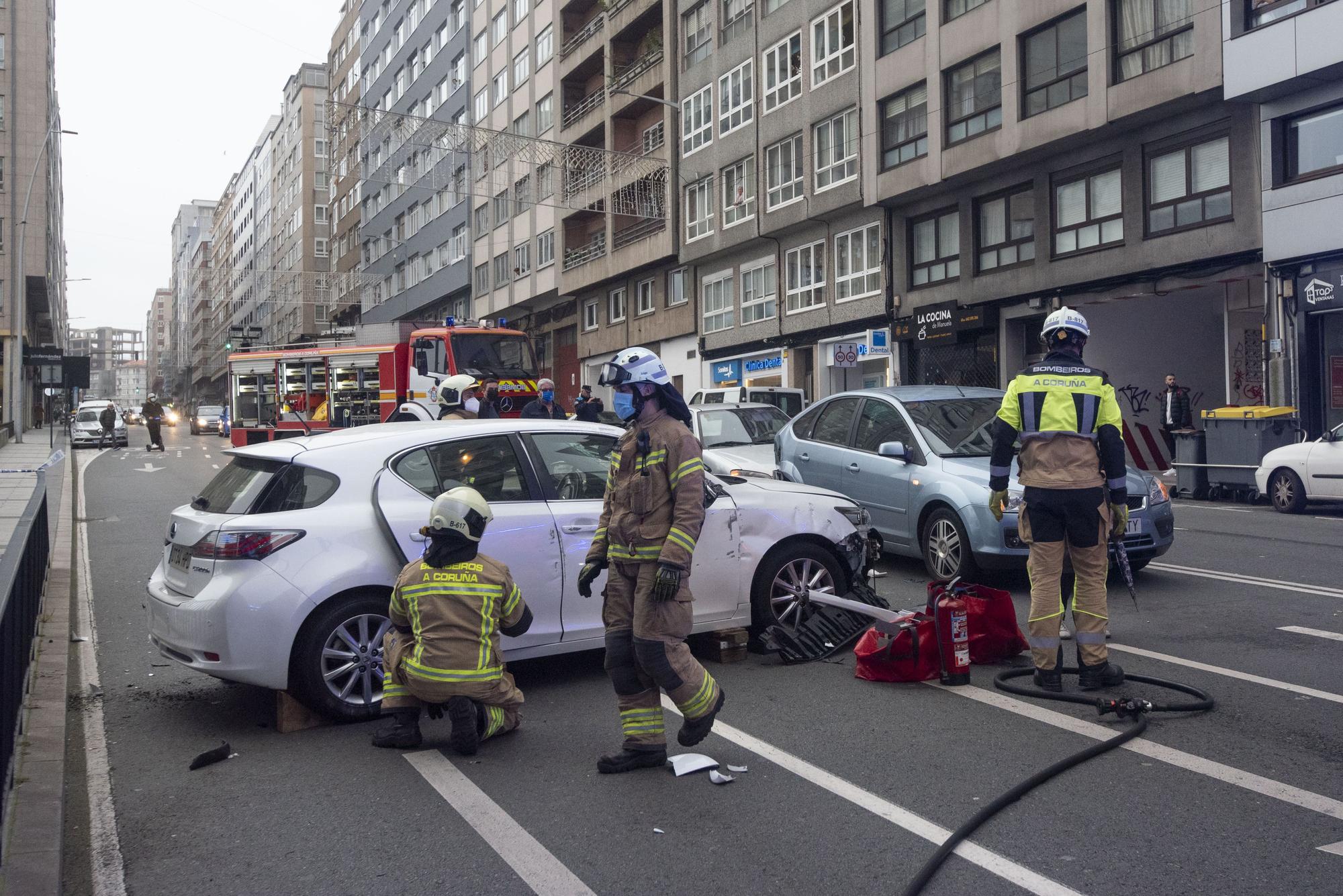 Herida leve al volcar un vehículo en ronda de Nelle