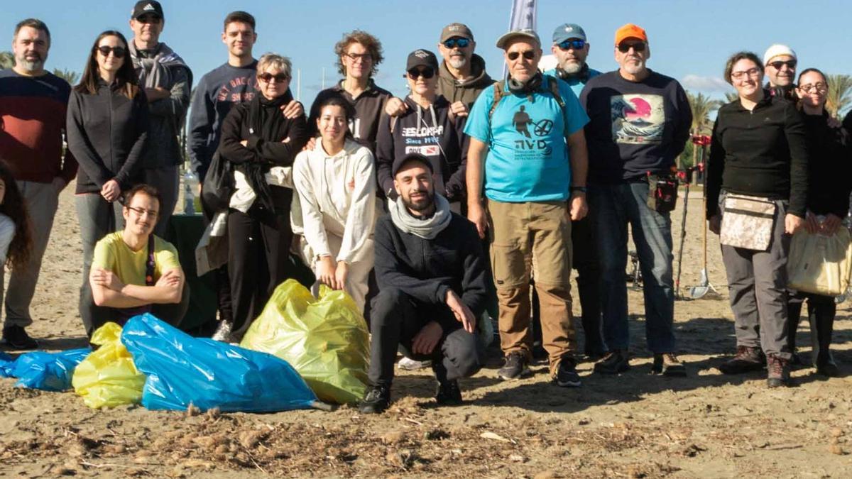 Un fin de semana para el cambio mediante charlas divulgativas, talleres infantiles y la limpieza de playas.