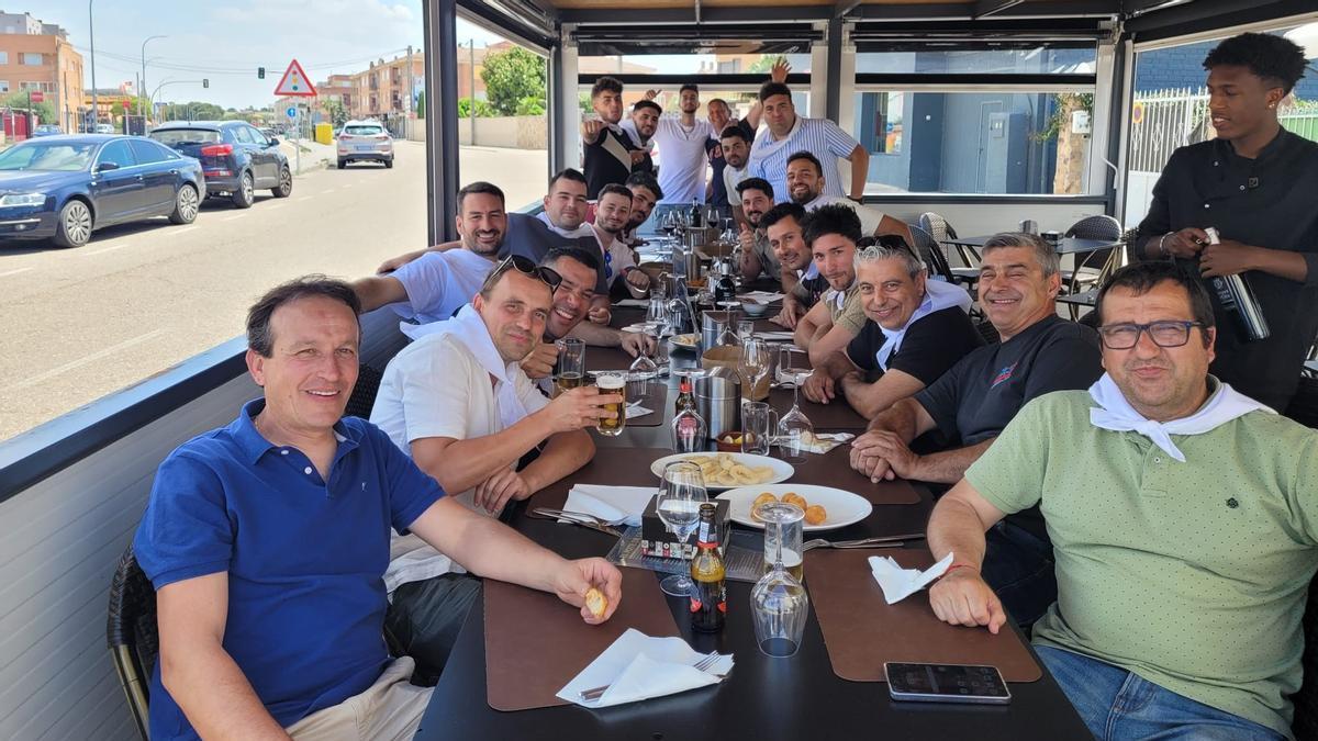 Encuentro de "boteros" en Morales del Vino