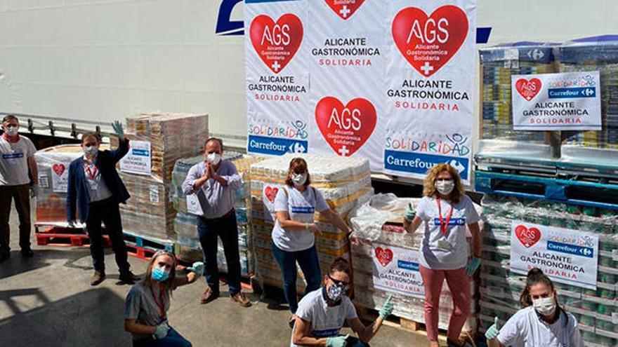 Carrefour ha donado tres toneladas de alimentos a Alicante Gastronómica esta misma semana.