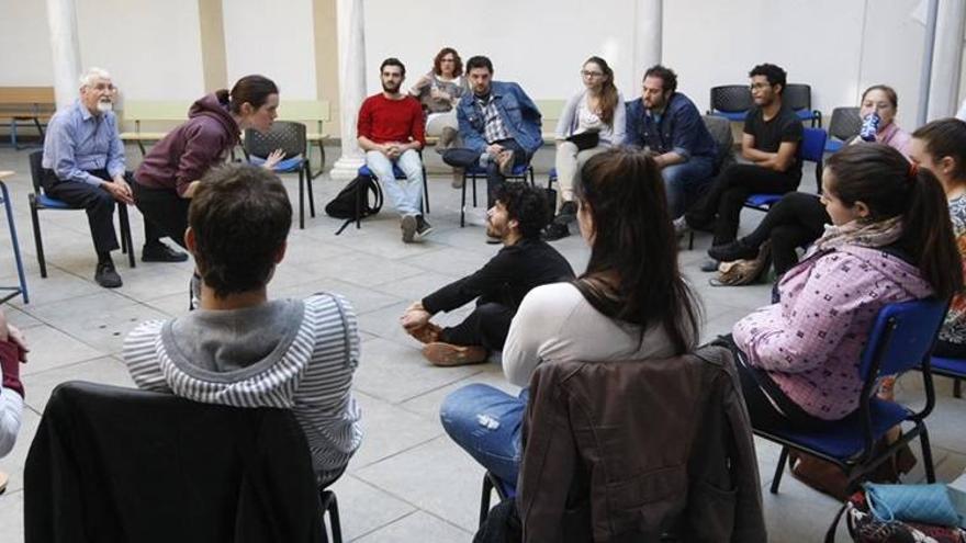 La Escuela de Arte Dramático abrirá sus puertas por la tarde