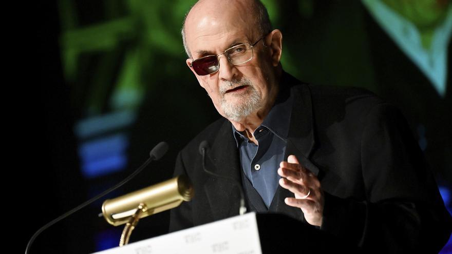 Salman Rushdie: &quot;El odio no es una fuerza creativa, es mejor abandonarlo. Yo he hecho todo lo posible para dejarlo de lado&quot;