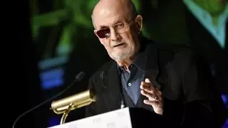 Salman Rushdie: "El odio no es una fuerza creativa, es mejor abandonarlo. Yo he hecho todo lo posible para dejarlo de lado"