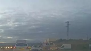 Evacuado en UVI Móvil tras sufrir un accidente de moto en Gijón