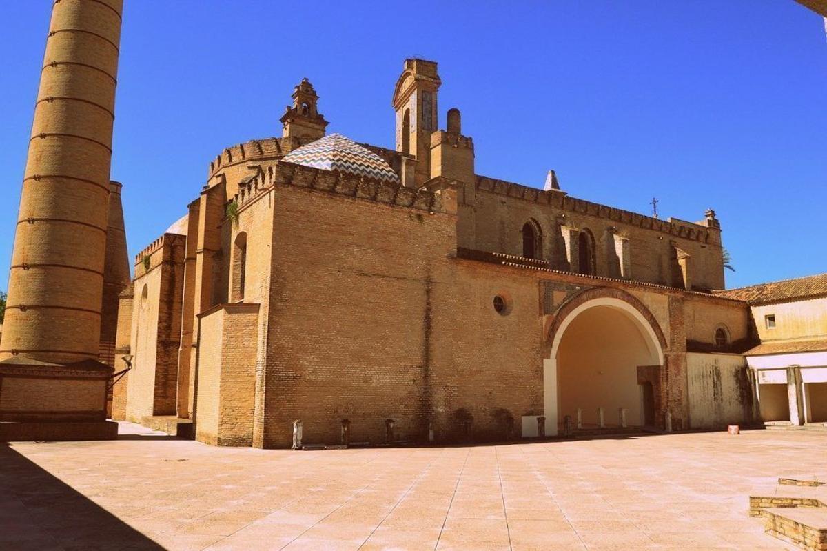 Monasterio de la Cartuja, el primer sepulcro de Cristóbal Colón en Sevilla: desde aquí planeó sus expediciones a América