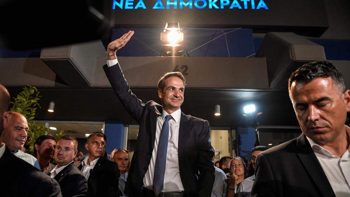 Los conservadores de Kyriakos Mitsotakis obtienen mayoría absoluta en Grecia