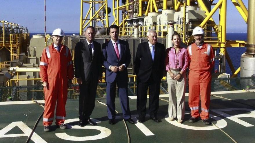 Fabra, Soria y García-Margallo en la planta Castor en 2013.