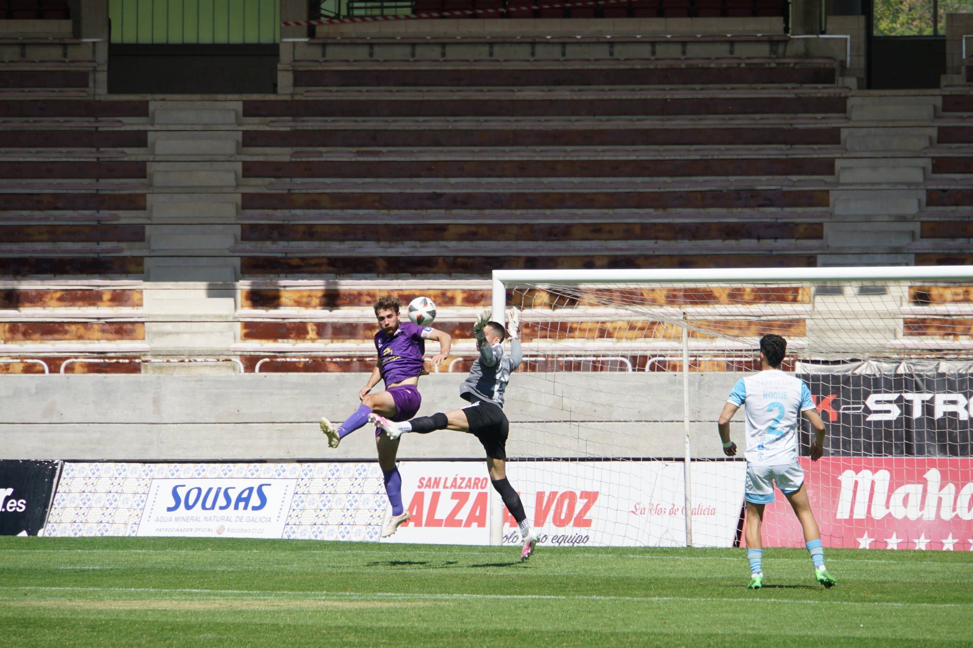 SD Compostela 3 - Palencia 0: las imágenes del partido