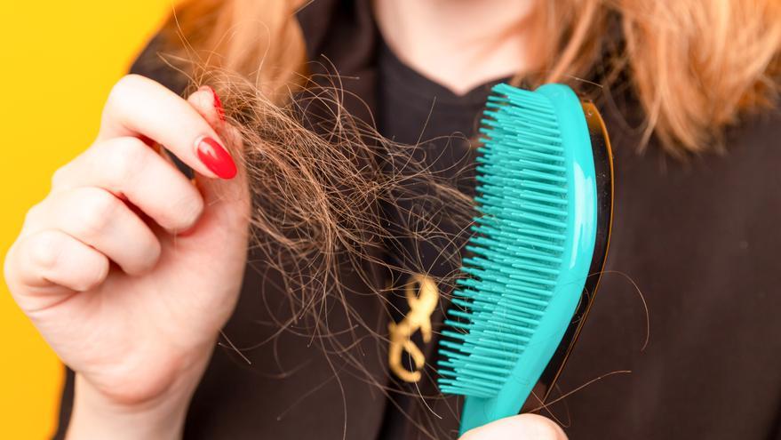 ¿Sabías que la caída del cabello es más habitual en los meses de otoño?