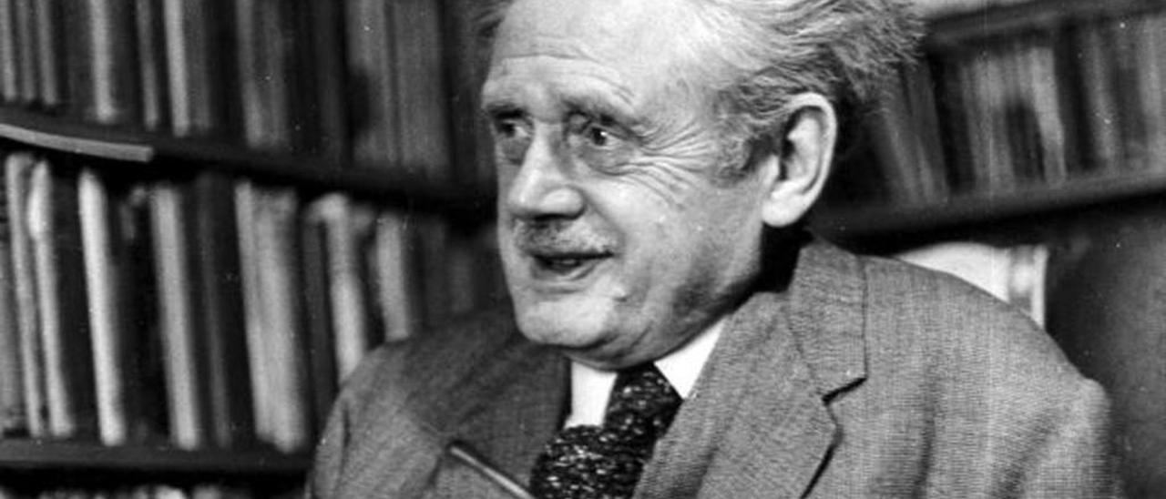 Hugh MacDiarmid (1892-1978).