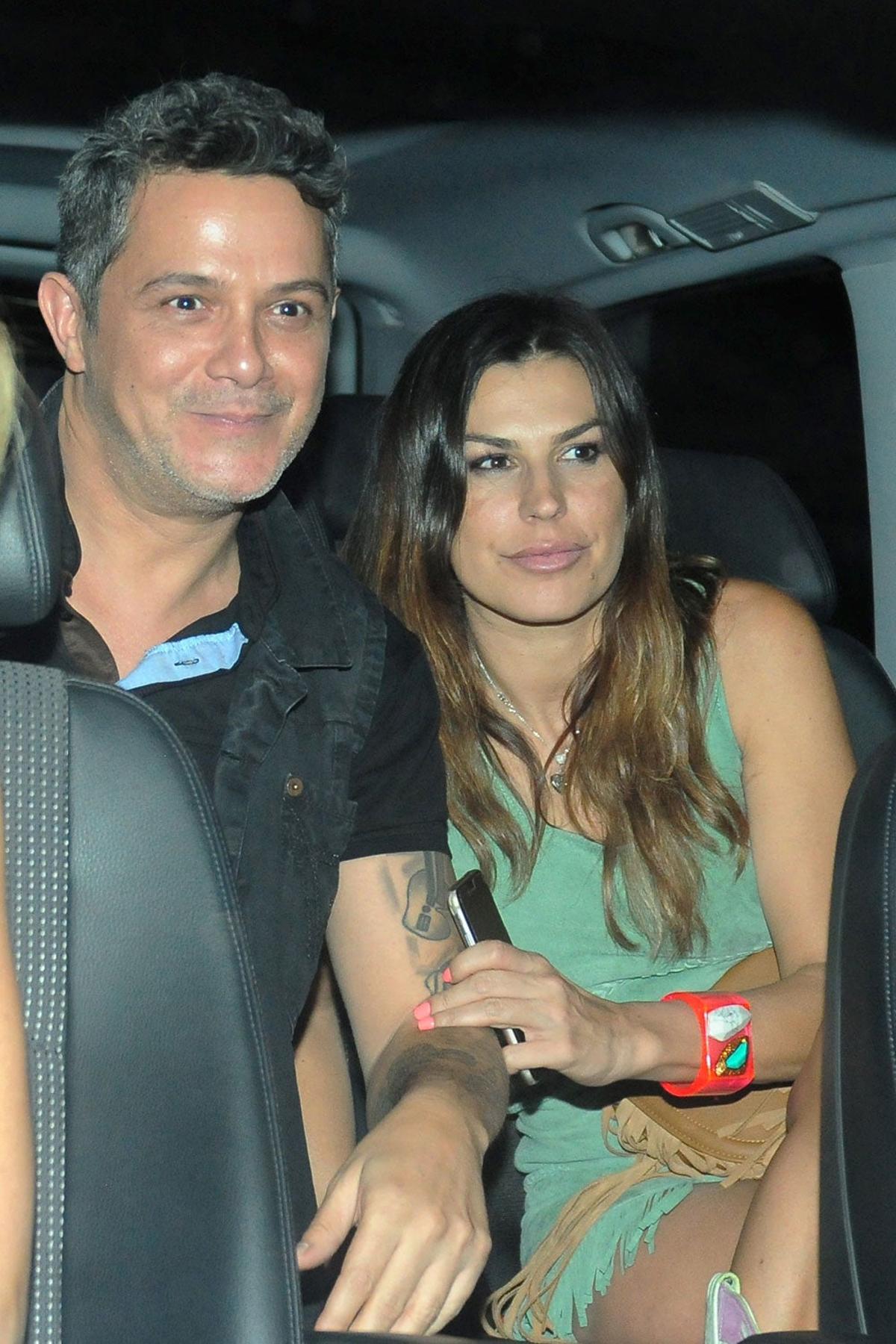 Alejandro Sanz y Raquel Perera