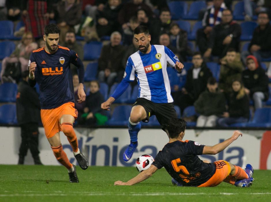 El Hércules remonta al Mestalla con goles de Pablo Íñiguez y Carlos Martínez