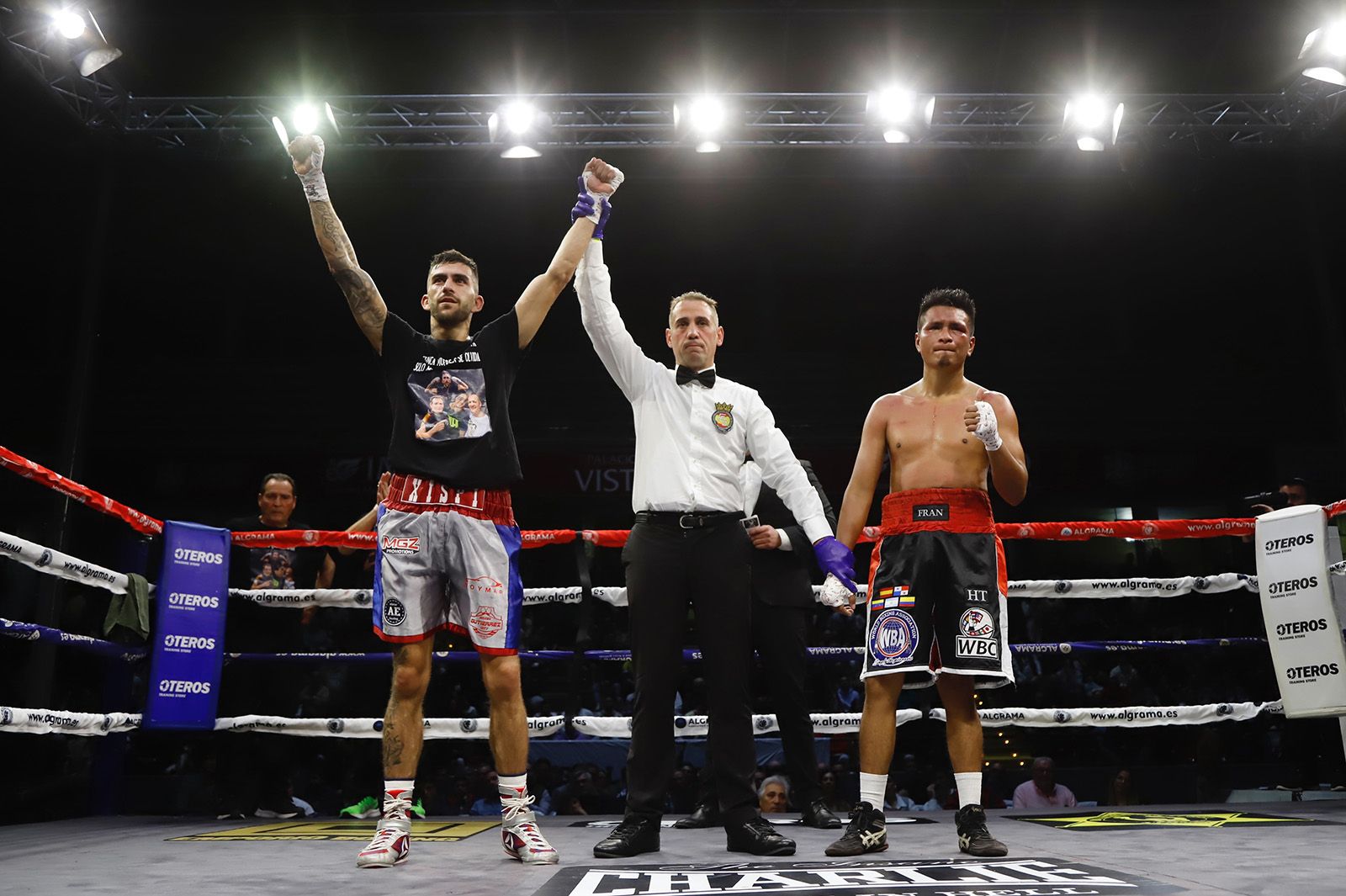 Las imágenes de la velada de boxeo en Vista Alegre