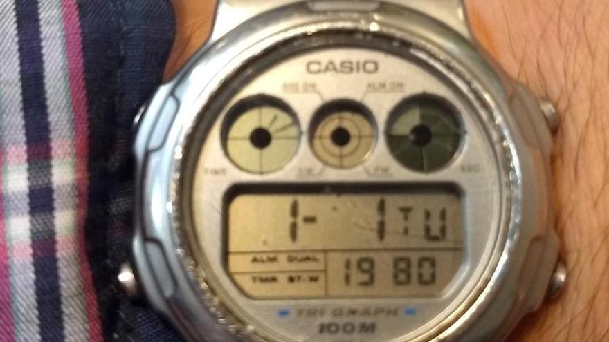 El Casio que regresó a 1980 cuando iba a recibir 2020 - La Opinión de A  Coruña