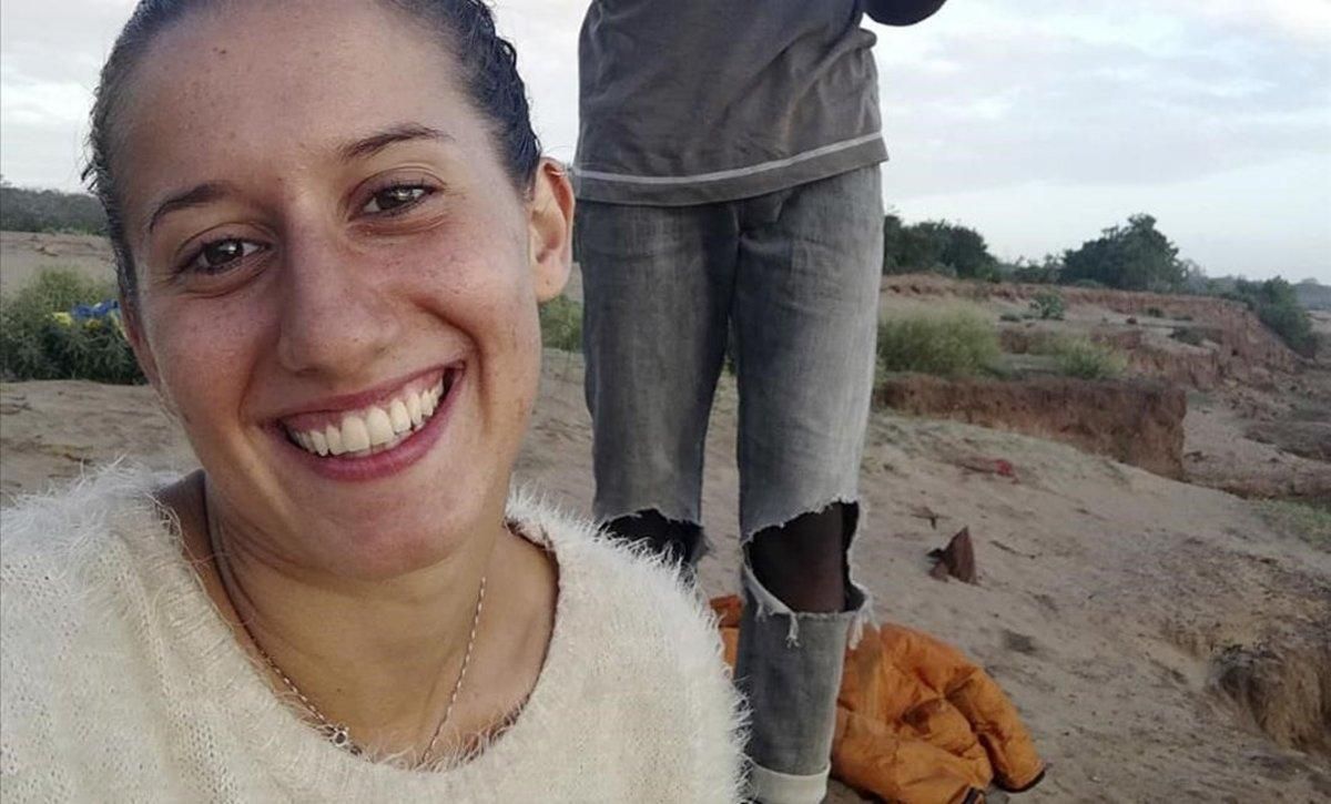 zentauroepp45979745 this photo shows italian volunteer sylvia constanza romano 181121130056 zentauroepp45979745 this photo shows italian volunteer sylvia constanza romano 181121130056