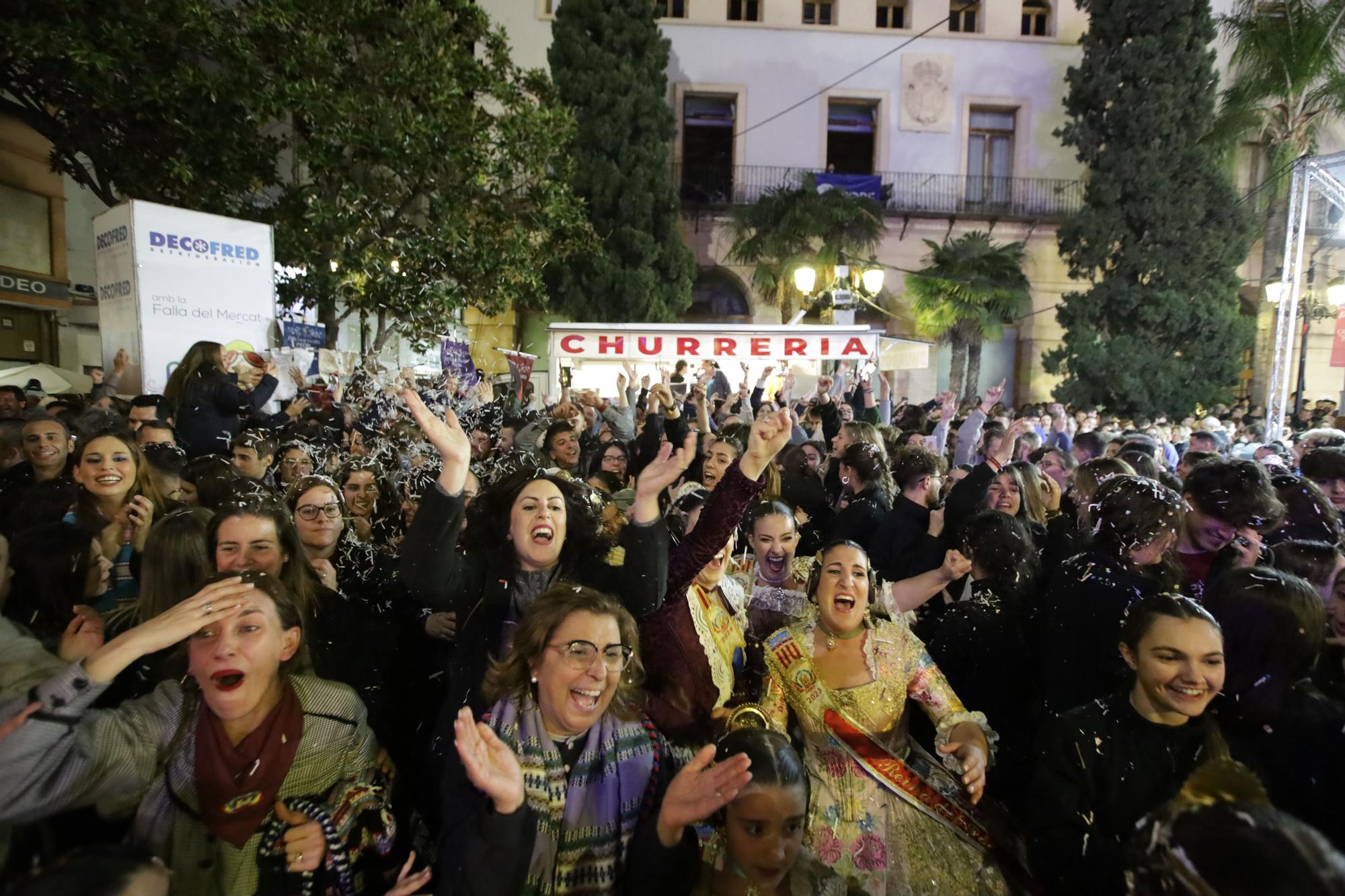 Todas las fotos de la entrega de premios falleros de Gandia