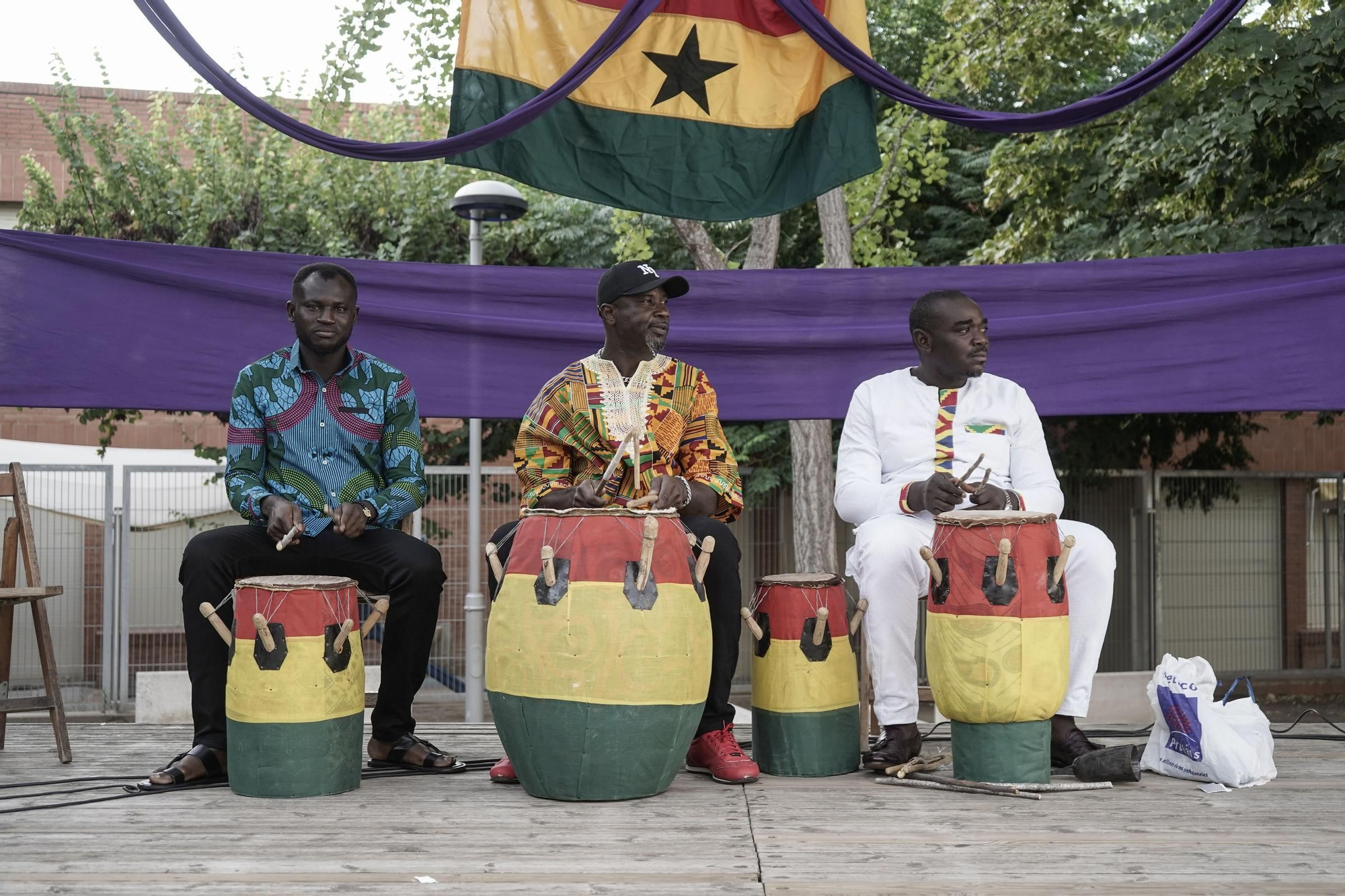 Totes les imatges de la festa solidària de la comunitat de Ghana