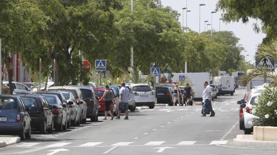 El parque industrial tendrá aparcamiento en batería para ganar más de 250 plazas