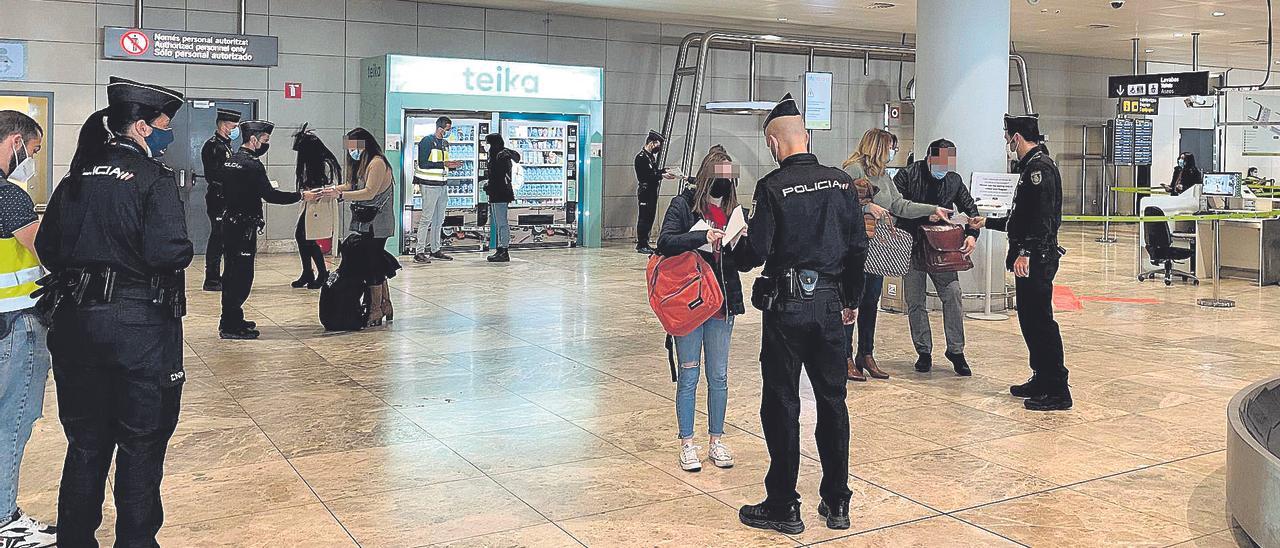 30 multas al día en el aeropuerto de Alicante-Elche