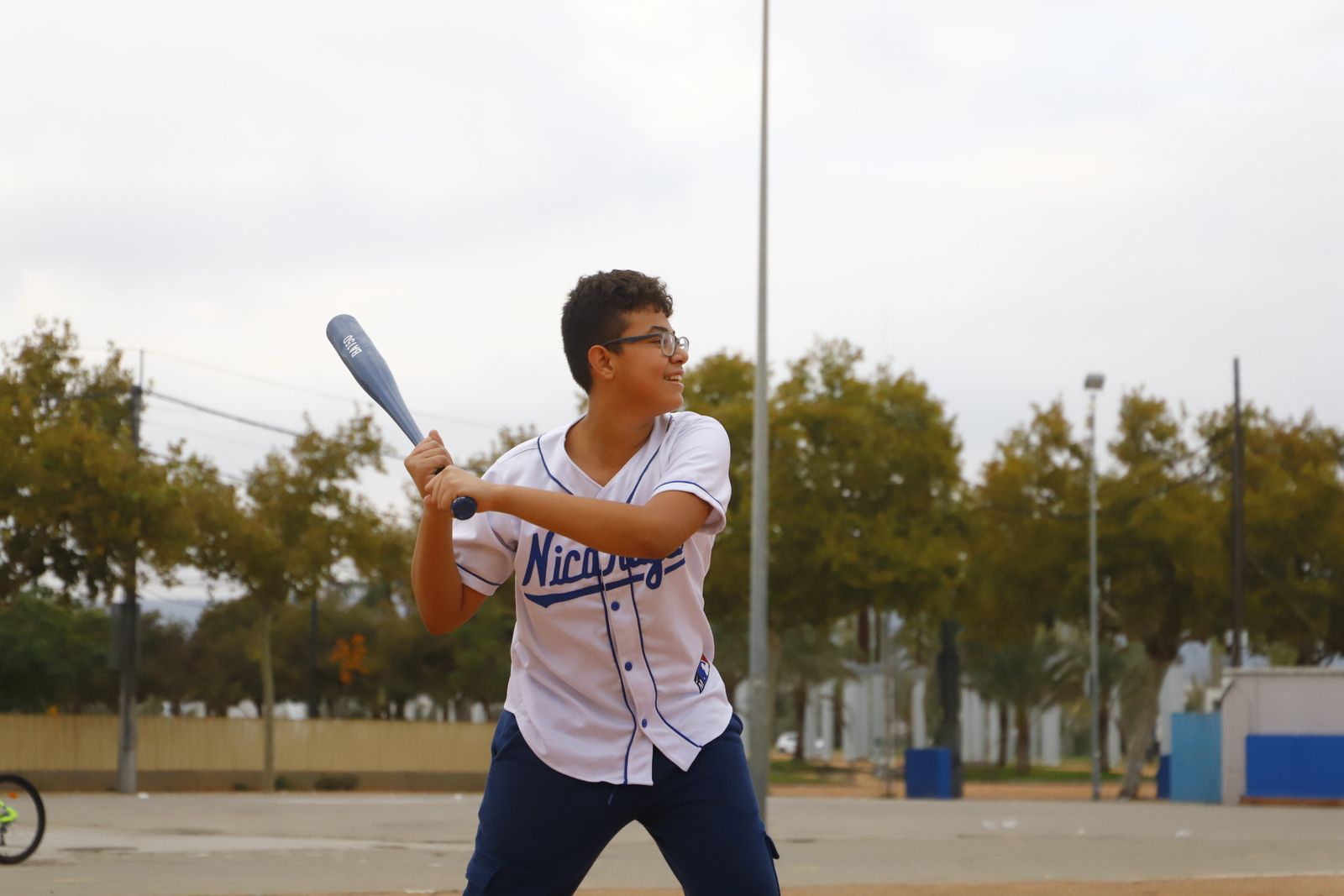 El béisbol une a cordobeses y migrantes en el club Kyrios