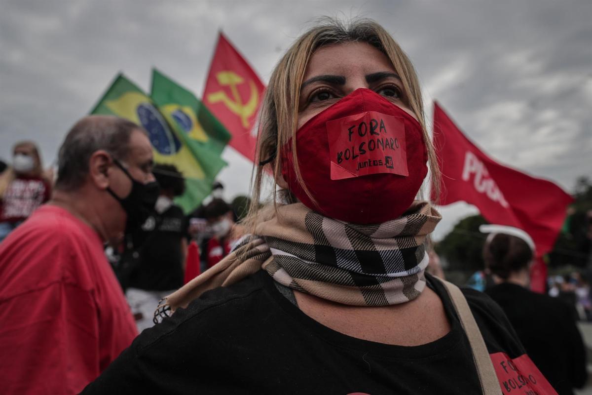Las críticas a Bolsonaro no cesan de producirse a lo largo de todo el país.