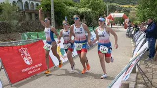 El Capex, campeón de Extremadura de triatlón por equipos