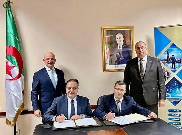Firma del acuerdo en Argelia,