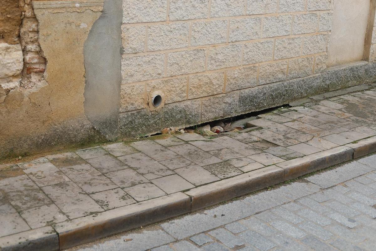 GALERÍA | Filtraciones en la calle Judería