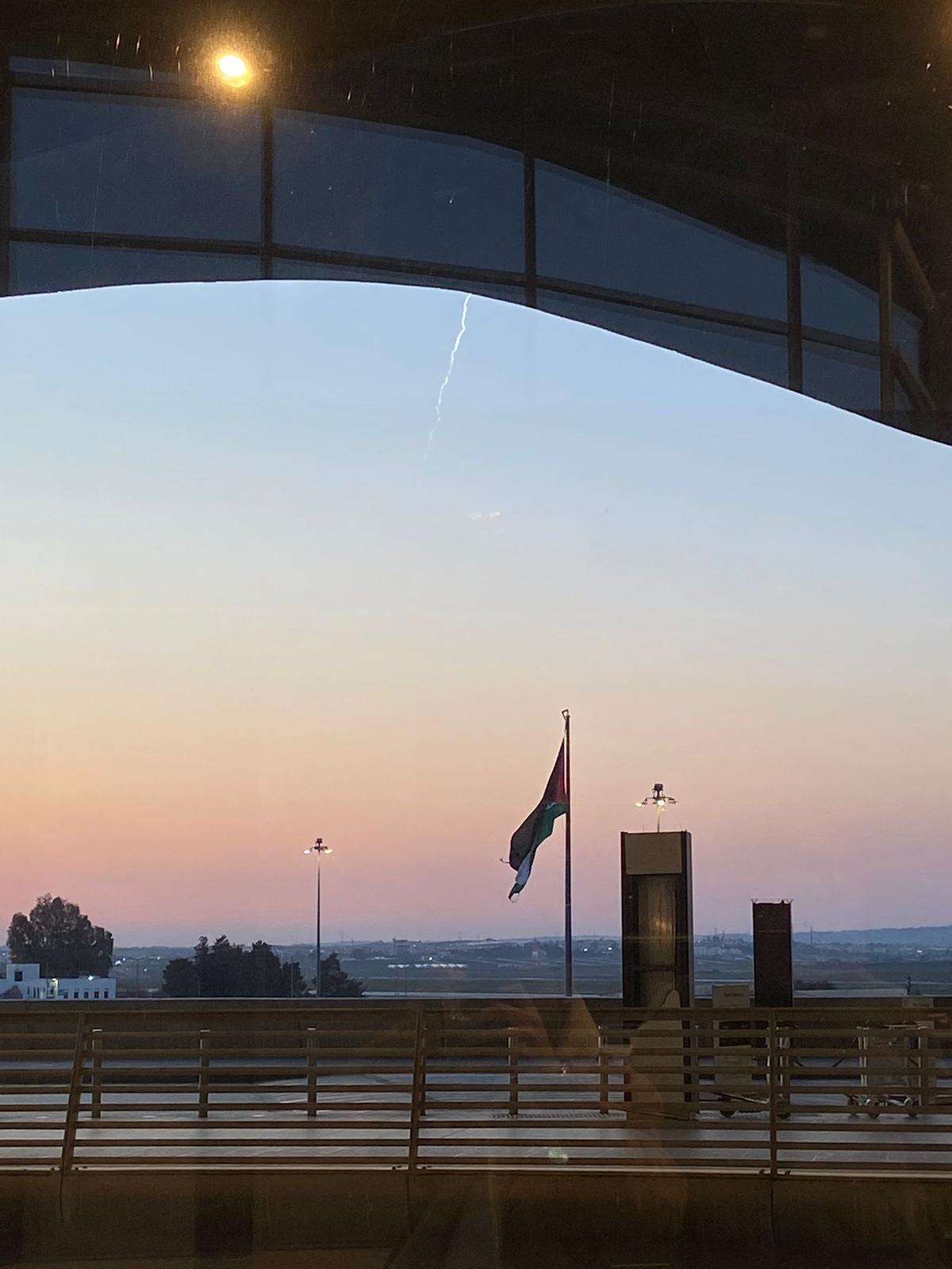 Vista desde el aeropuerto de Jordania, en una imagen tomada por un cordobés antes de salir de ese país.
