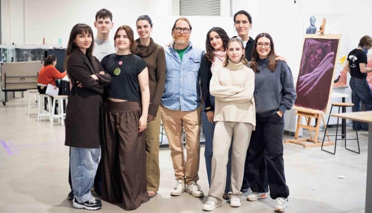 Estudiantes y docentes que presentarán sus trabajos. |