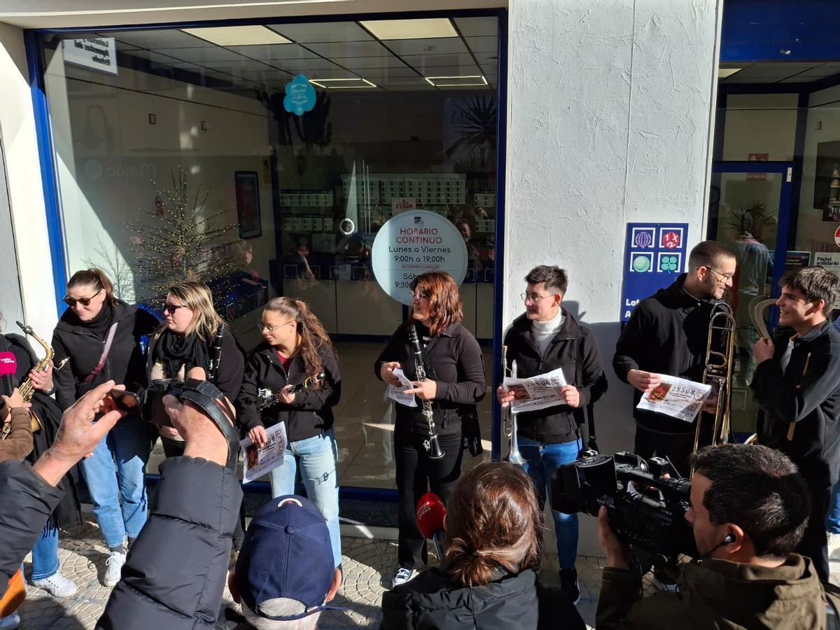 La banda de música de Pedreguer celebra su cuarto premio