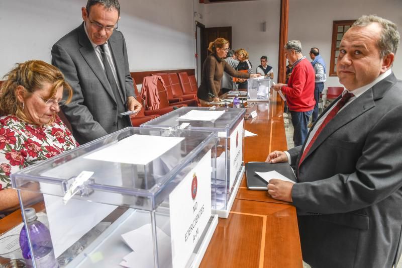 31-01-20 GENTE Y CULTURA. COLEGIO DE ABOGADOS. LAS PALMAS DE GRAN CANARIA. Votaciones para el cambio de nombre en el Colegio de Abogados.     Fotos: Juan Castro.  | 31/01/2020 | Fotógrafo: Juan Carlos Castro