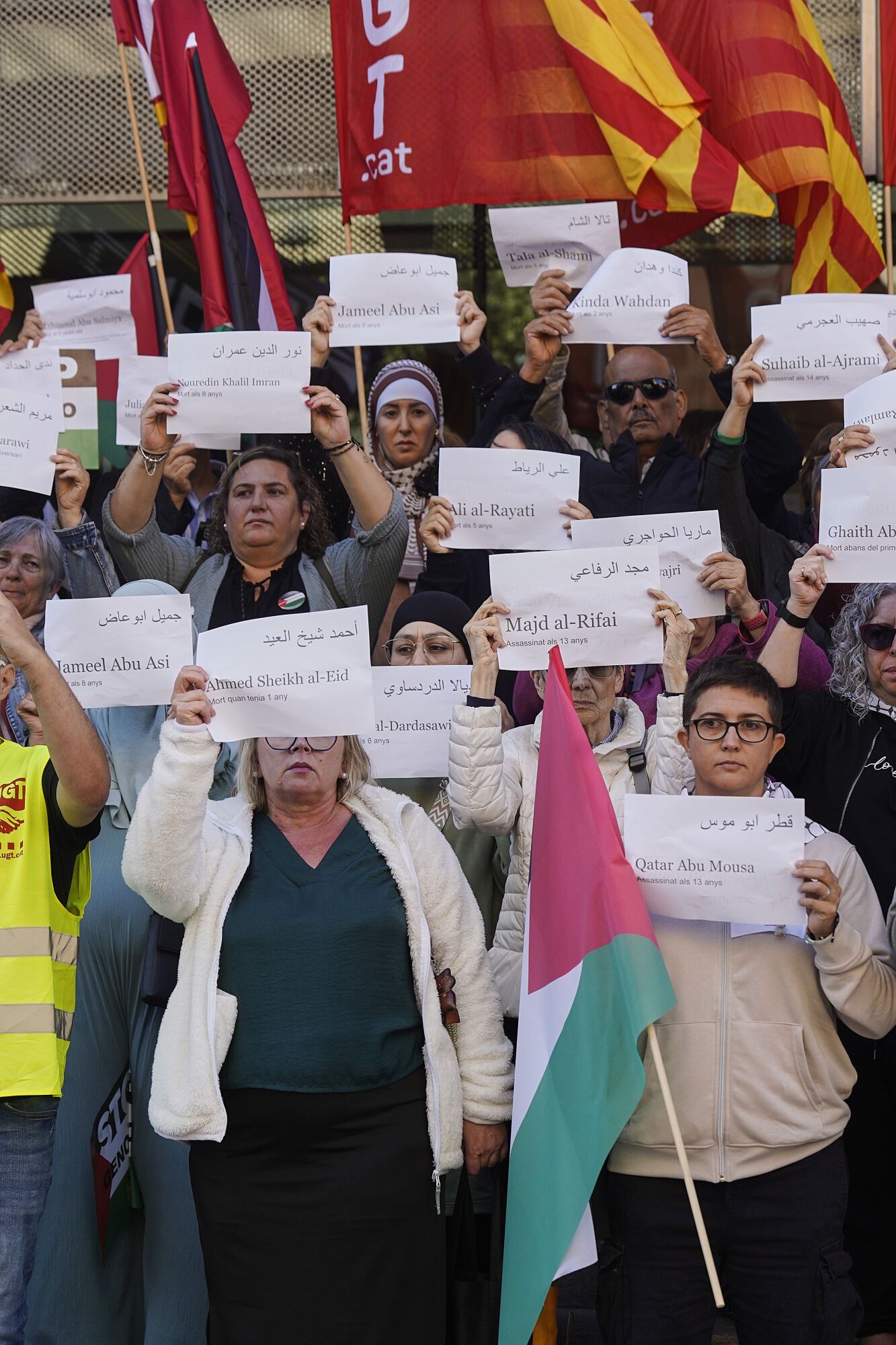Girona concentració davant de la seu de la Generalitat de Girona vaga general en suport a Palestina